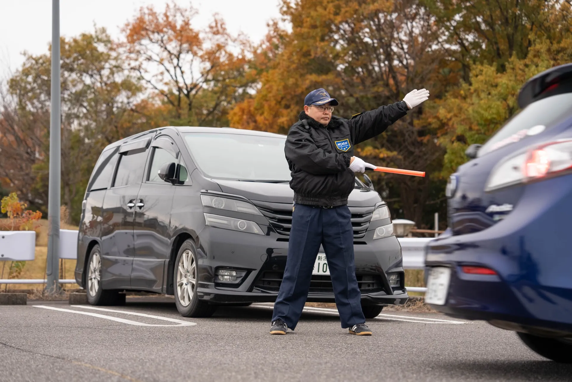 駐車場警備スタッフ